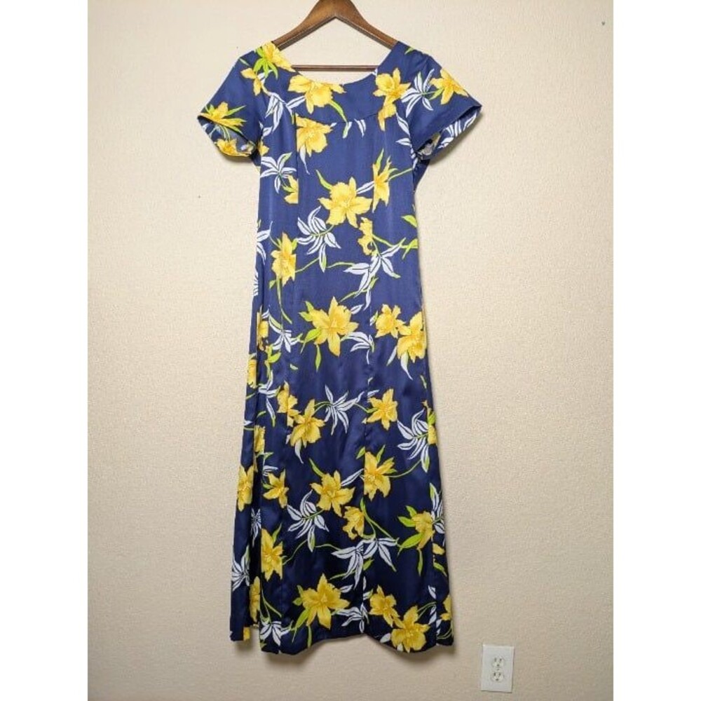 Hilo Hattie Blue Yellow Floral Maxi Dress Size Medium Made in USA Hawaii Coastal
